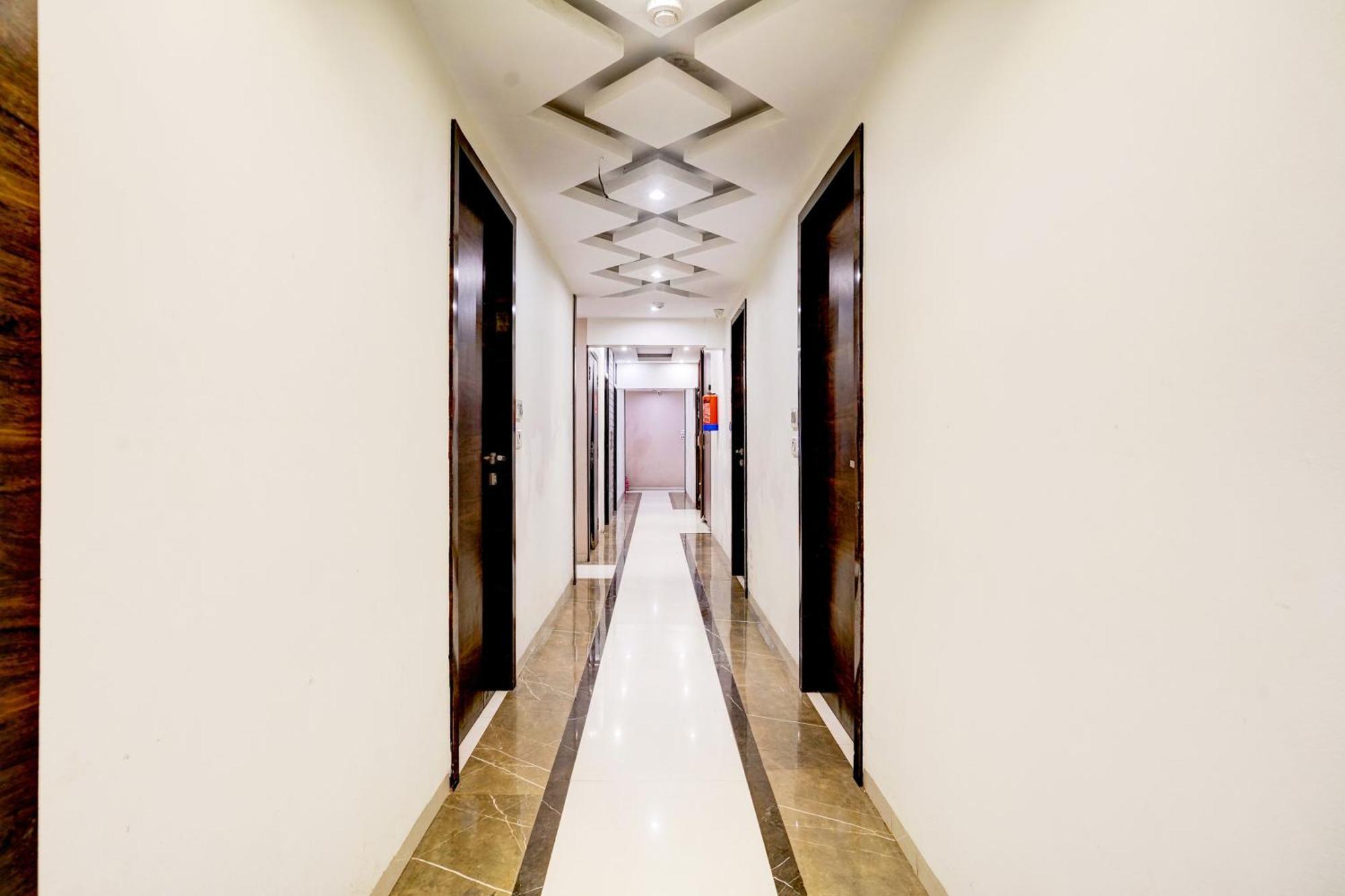 Super Hotel O Mumbai Central Formerly Park Palace Kültér fotó